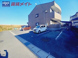 リーヴドムールの物件外観写真